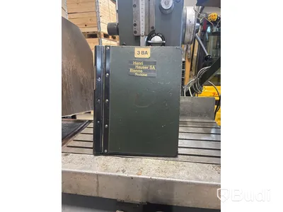 Bordsborrmaskin Hauser 3BA med tillbehör och borr.