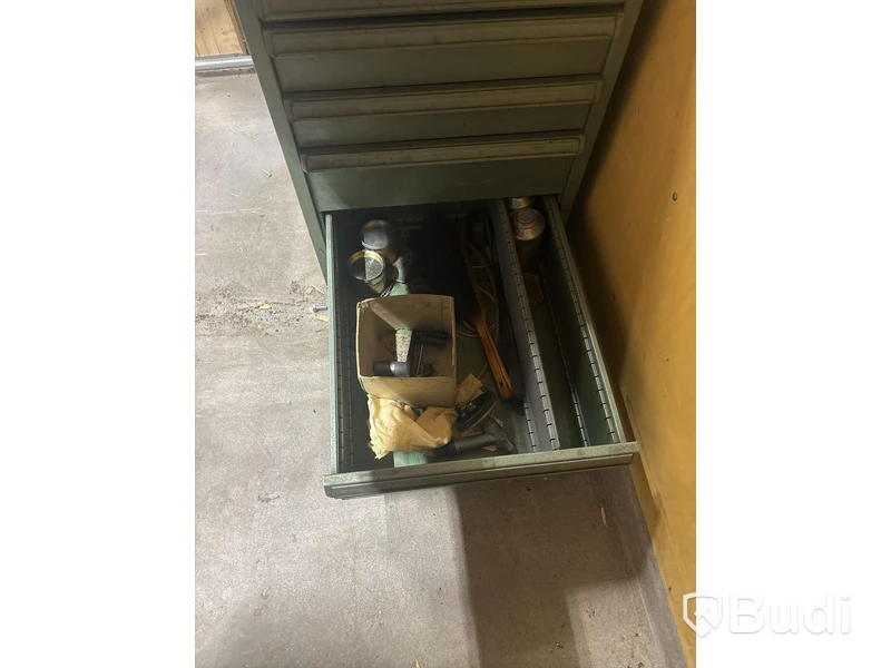 Bordsborrmaskin Hauser 3BA med tillbehör och borr.