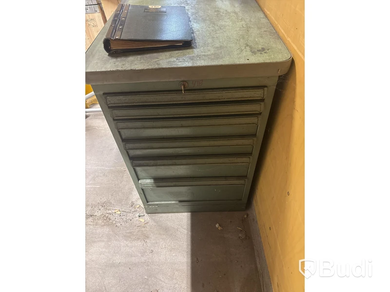 Bordsborrmaskin Hauser 3BA med tillbehör och borr.