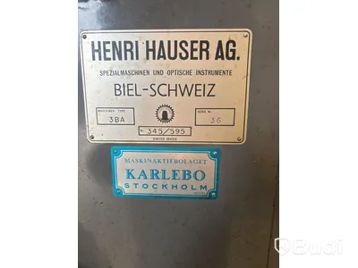 Bordsborrmaskin Hauser 3BA med tillbehör och borr.