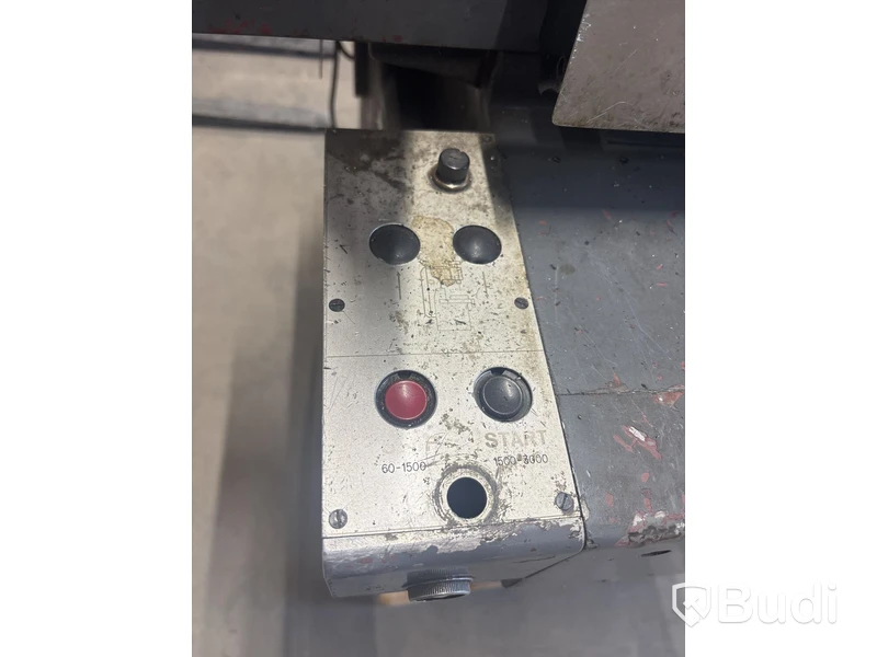 Bordsborrmaskin Hauser 3BA med tillbehör och borr.
