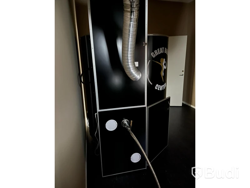 Kryokabin CRYOMED PRO -2022 i nyskick. Nypris 537 000 kr