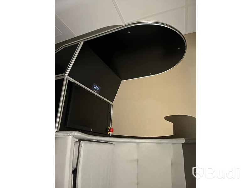 Kryokabin CRYOMED PRO -2022 i nyskick. Nypris 537 000 kr