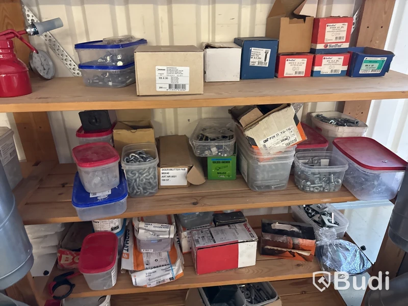 Ventilationsutrustning, verktyg, maskiner m.m. Stort parti.