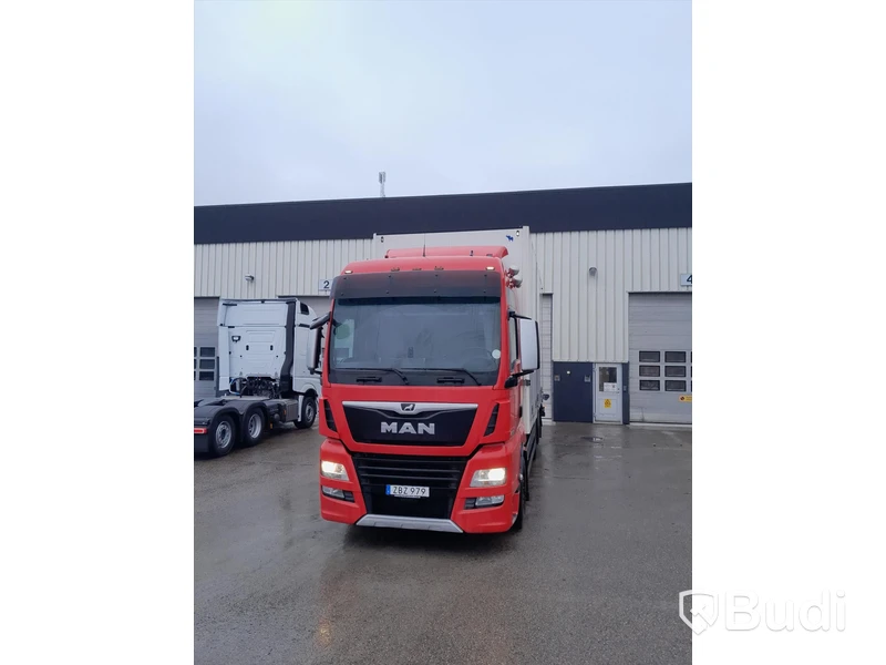 Lastbil MAN TGX XXL-Hytt 26.580 6x2-2  | 2017 | Automat | 580hk | Fjärrbil | Reparationsobjekt