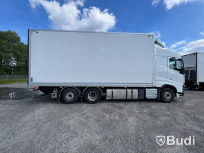 Lastbil VOLVO FH 6X2 - 2019 | Besiktigad tom: 2025-03-31