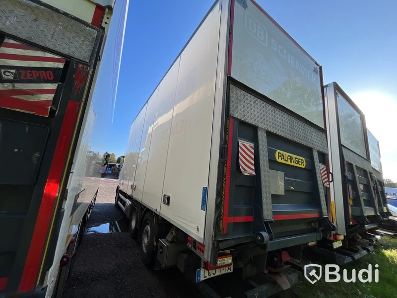 Lastbil VOLVO FH 6X2 - 2019 | Besiktigad tom: 2025-03-31