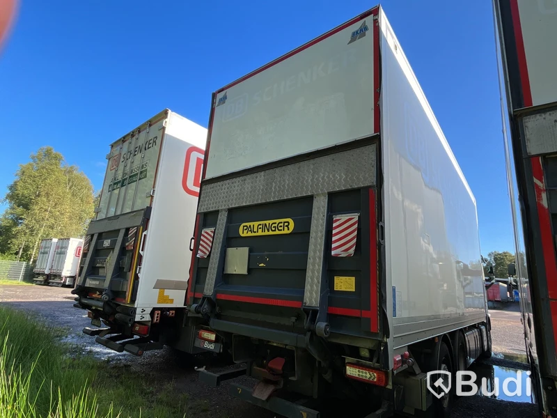 Lastbil VOLVO FH 6X2 - 2019 | Besiktigad tom: 2025-03-31