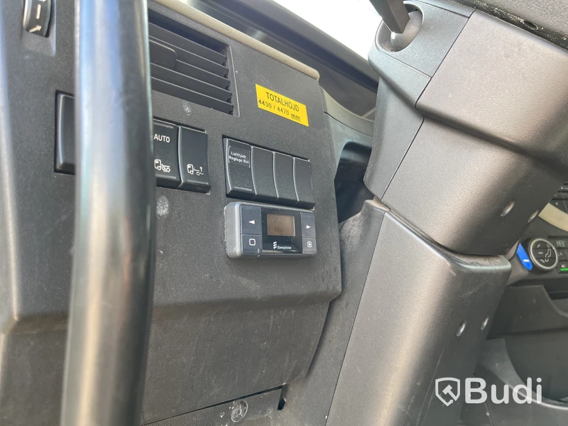 Lastbil VOLVO FH 6X2 - 2019 | Besiktigad tom: 2025-03-31