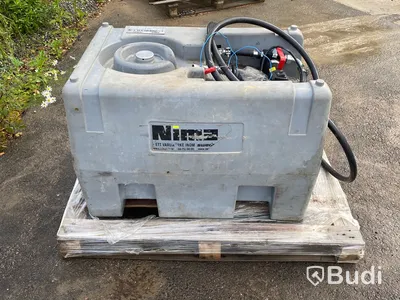 Bränsletank 220L med pump & handtag