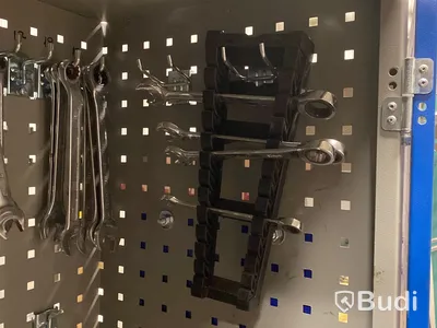 Verktygsvagn med skåp & innehåll
