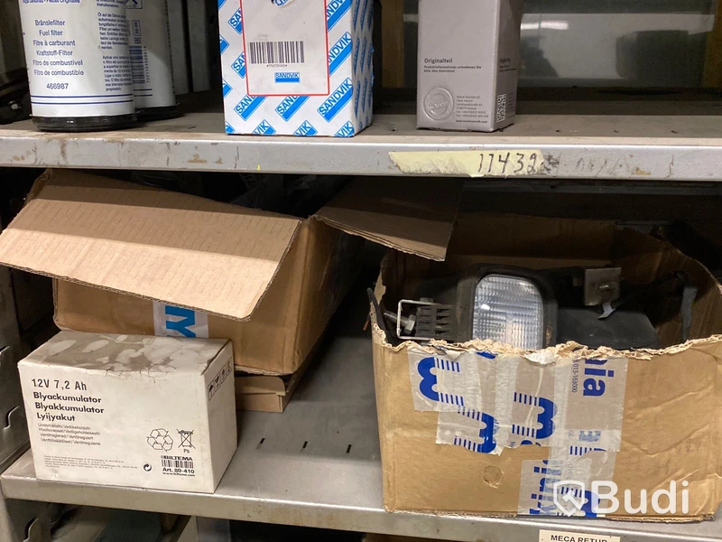 Allt innehåll i hyllorna
