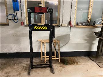 Verkstadspress 20 ton