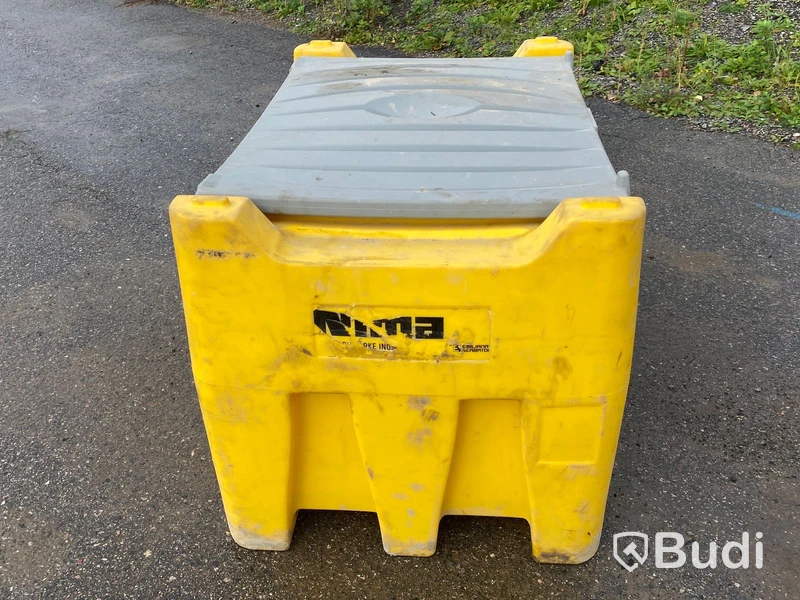 Bränsletank 440L med pump & handtag