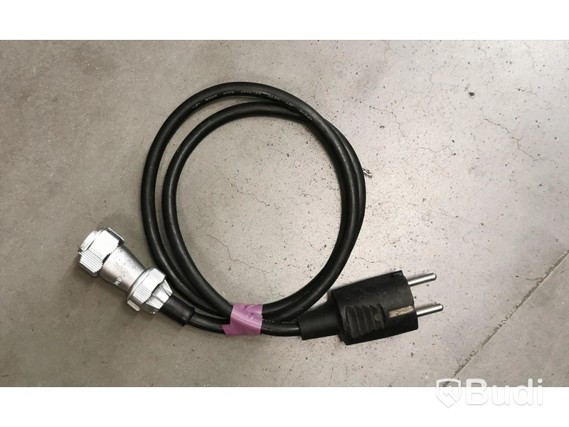 LED-Golv 4x4 meter ( byggt på 50x50 cm moduler). Kan även användas som LED-vägg
