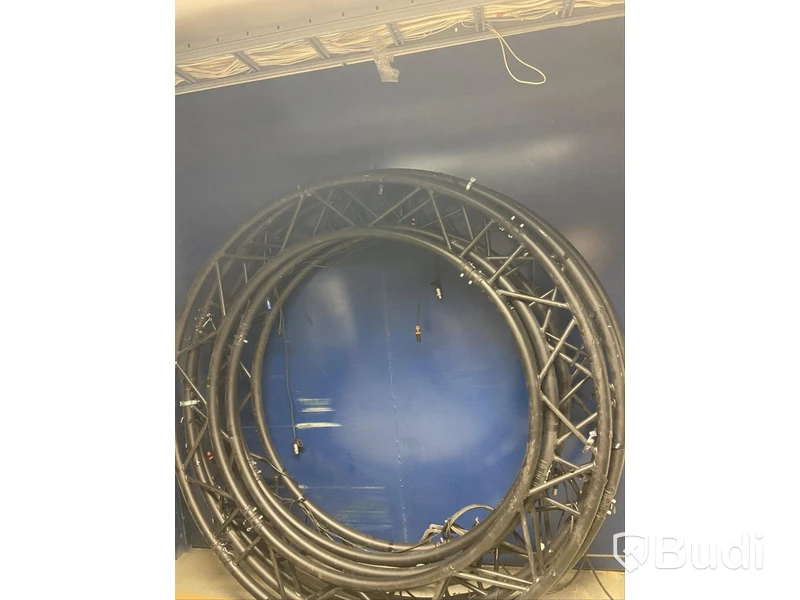 Tross 8st - Global Truss F22R10-180H OBS Ihopsatta.