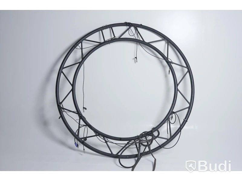 Tross 8st - Global Truss F22R10-180H OBS Ihopsatta.