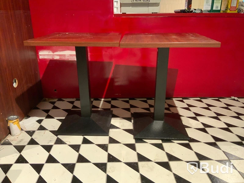 4st kvadratiska cafebord, bordskiva 60x60