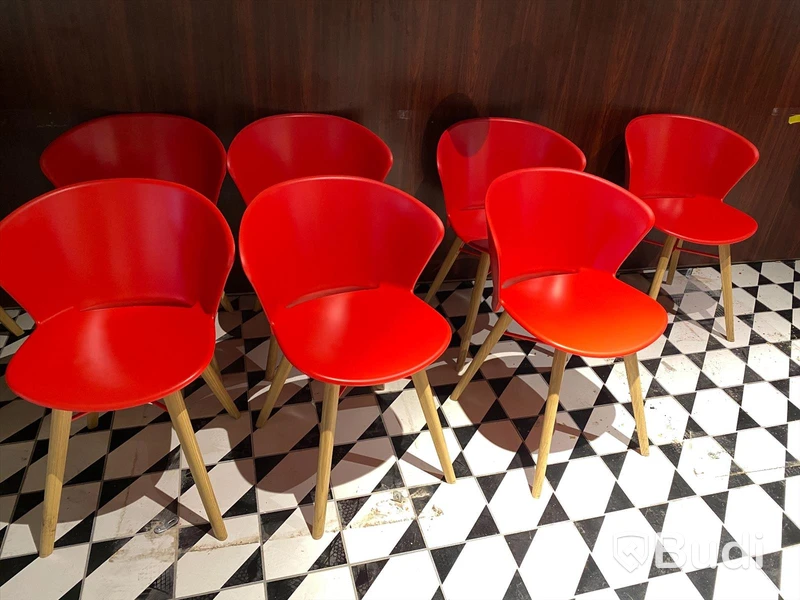 7st matstolar av märket Calligaris