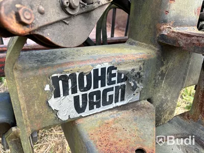 Skogsvagn Moheda med FMV 230 kran