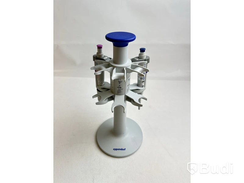 Pipetthållare Eppendorf och 3 st. Pipetter Eppendorf Research Plus