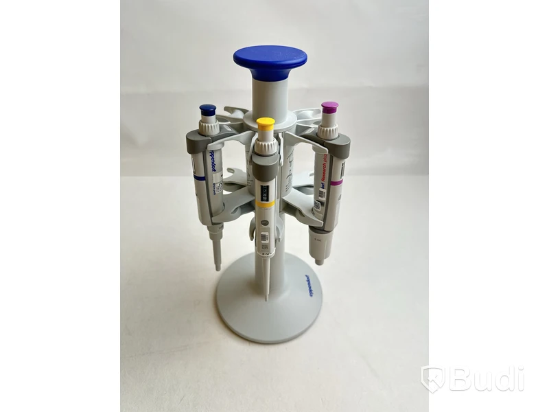 Pipetthållare Eppendorf och 3 st. Pipetter Eppendorf Research Plus