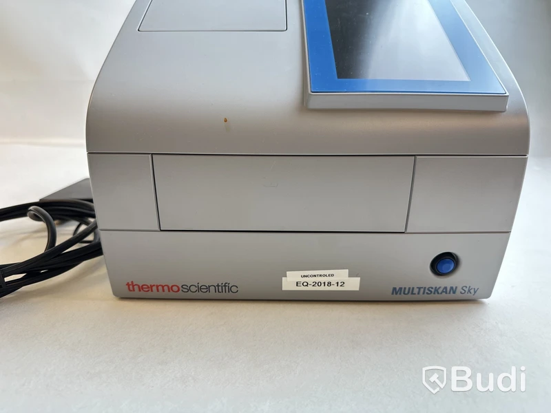 Spektrofotometer Termo Fisher scientific, Multiskan Sky 1530