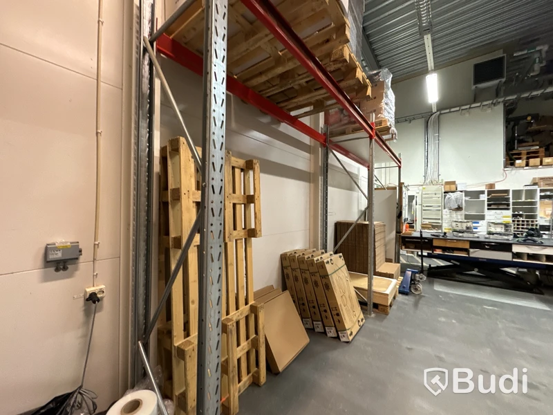 Pallstallage, 2 sektioner ca 6 m brett