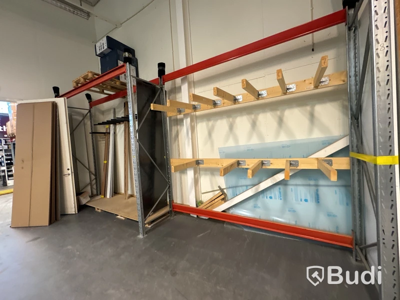 Pallstallage, 2 sektioner ca 6 m brett