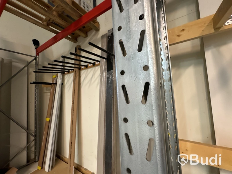 Pallstallage, 2 sektioner ca 6 m brett