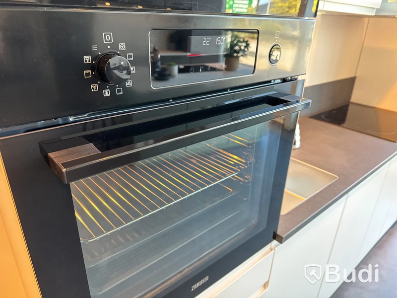 Ugn, ZANUSSI ZOPKA6KN ord. pris. ca 7.799 kr.