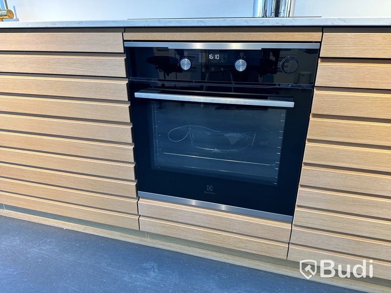 Ugn, Electrolux CKP940X ord. pris. ca 15.101 kr.