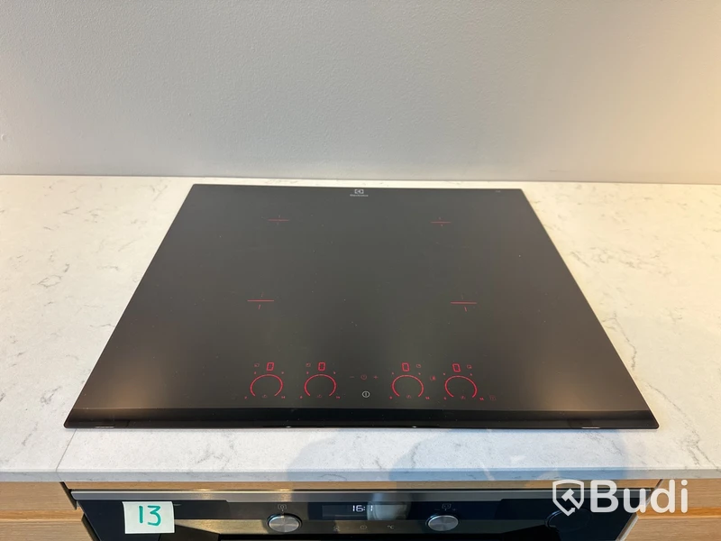 Induktionshäll, Electrolux HKB670MF ord. pris. ca 12.809 kr.