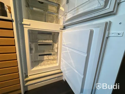 Integrerad kyl & frys, Electrolux ENN7721RA ord. pris. ca 9.495 kr.