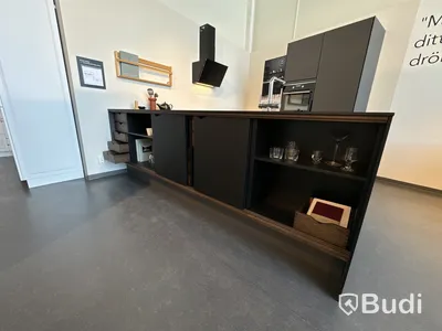 Kök, Kvik Prato ord. pris. ca 125.000 kr.