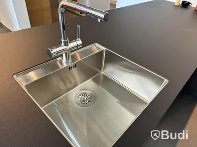 Kök, Kvik Prato ord. pris. ca 125.000 kr.