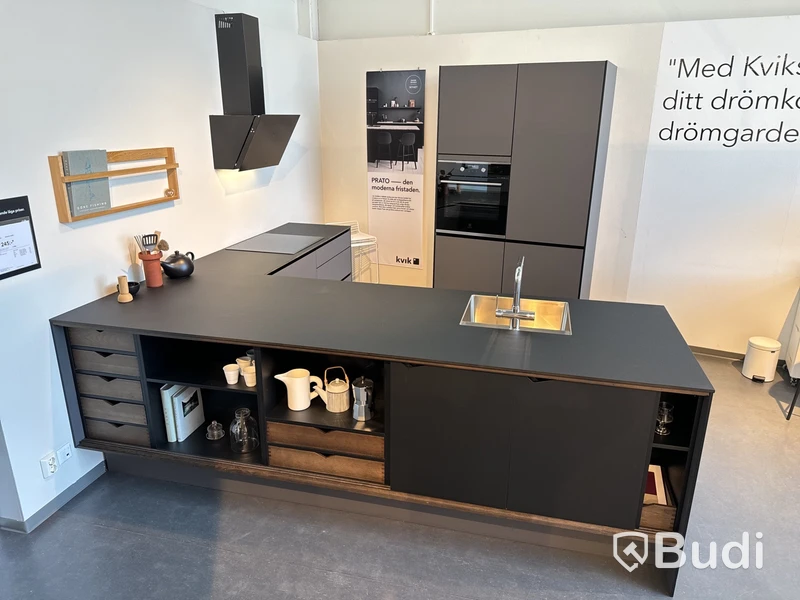 Kök, Kvik Prato ord. pris. ca 125.000 kr.