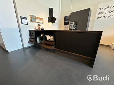 Kök, Kvik Prato ord. pris. ca 125.000 kr.