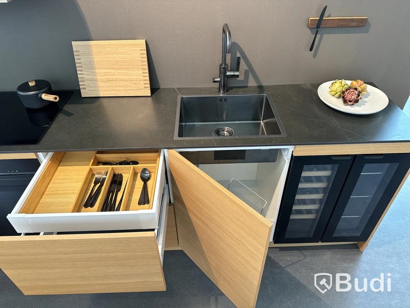Kök, Kvik Veda Touch Light Oak ord. pris. ca 80.000 kr.