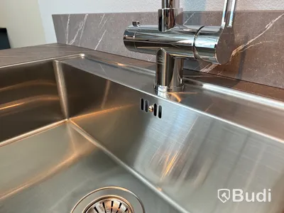 Kök, Kvik Pavia ord. pris. ca 120.000 kr.