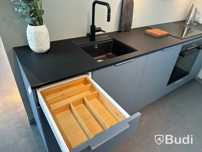Kök, Kvik Bordo Arizona ord. pris. ca 48.000 kr.
