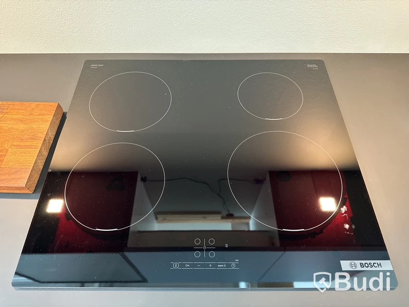 Induktionshäll, Bosch PPIE611BB5E ord. pris. ca 4.989 kr.