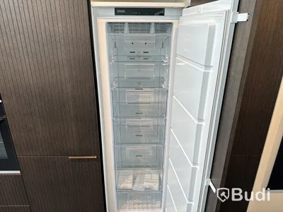 Frys, ZANUSSI ZUNN18FS1 ord. pris. ca 8.999 kr.
