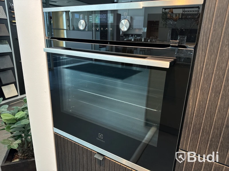 Ugn, Electrolux CKP826X1 ord. pris. ca 10.322 kr.