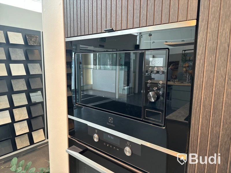 Mikrovågsugn, Electrolux LMS2173EMX ord. pris. ca 4.995 kr.