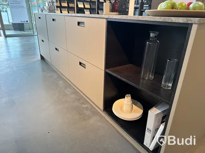 Köksö, Kvik Avolia Clay ord. pris. ca 80.000 kr.