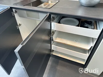 Kök, Kvik Mano Grå ord. pris. ca 90.000 kr