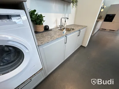Tvättstuga, Kvik Pavia ord. pris. ca 50.000 kr.