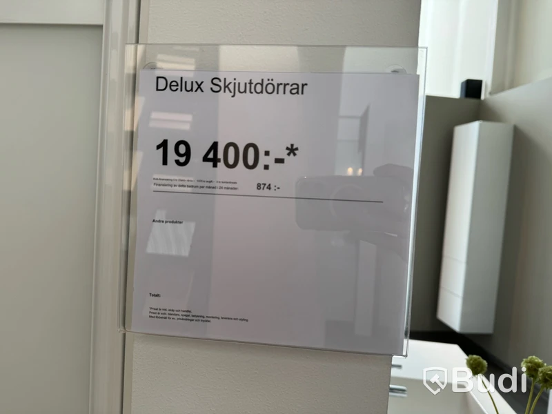 Skjutdörrar, Kvik Delux vit ord. pris. ca 19.000 kr.