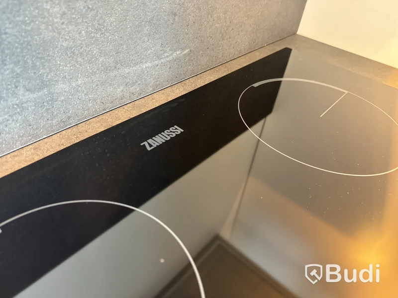 Keramisk häll, ZANUSSI ZEV6340FBA ord. pris. ca 2.899 kr.